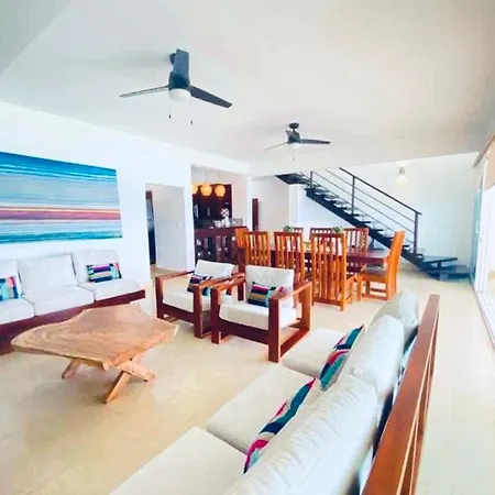 Beachfront Luxury Penthouse-3