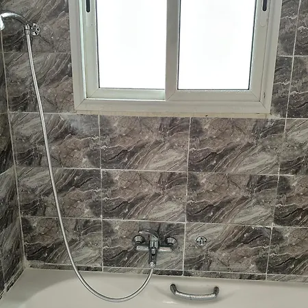 Double Room Downtown La Marsa- Near The Sea-3