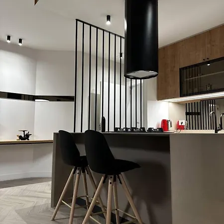 Sol, 1BR Gemmayze-3
