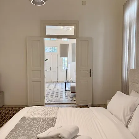 Olive A Heritage 2Bedroom Apartment In Mar Mikhael-3