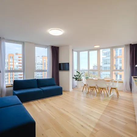 Гв Ввв!13-131 Nivki Park Spacious, Beresteiskyi 76B, Kyiv, Nyvky Metro Nearby, Stunning City View, 15 Kw Backup Power, Petrovdom Apartment-3