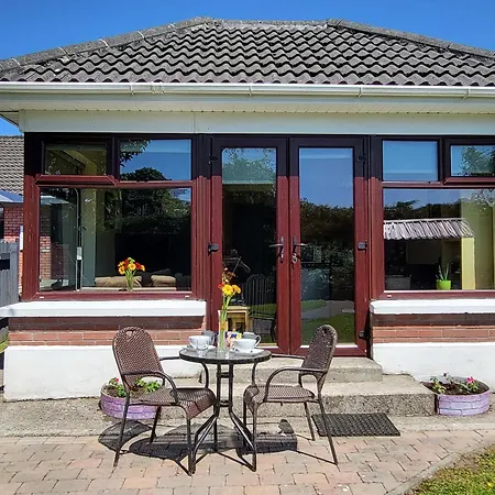 Hazelwood Holiday Home-3
