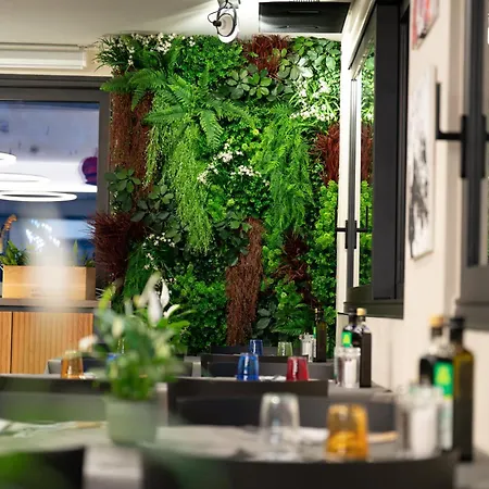 Rolly - Rooms & Restaurant-2