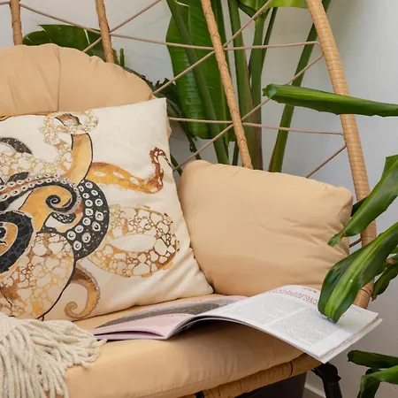 Lush Botanic Oasis With A Boho Hideaway, Near Beach & Cafes-2