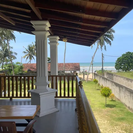 Surfing Bay Beach House-2