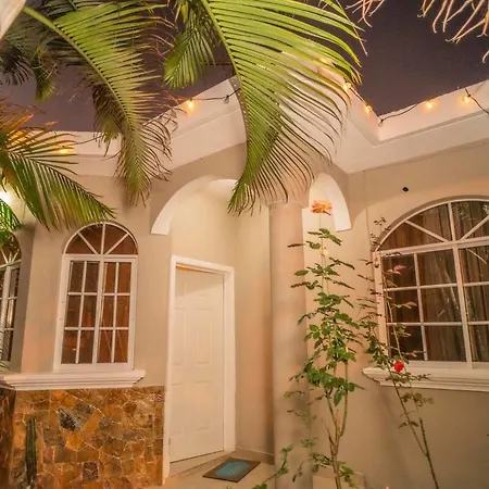 Ideal House For Families, Large Groups & Cozy-2