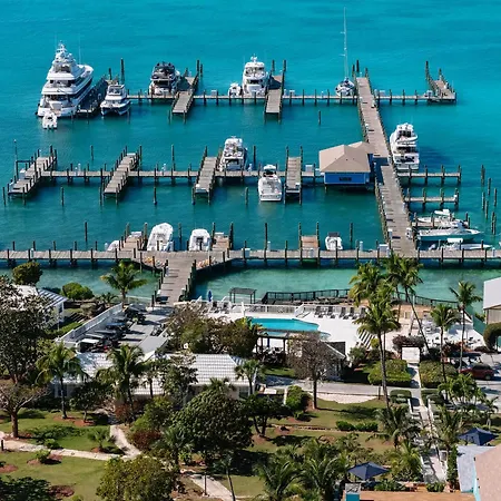 Romora Bay Resort & Marina-3