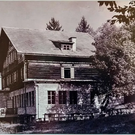 Hotel Celjska Koca-3