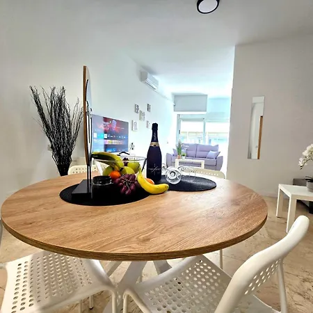 Lima Sol Apartment One Bedroom In The Center Of Torremolinos By Namaste Elite-3