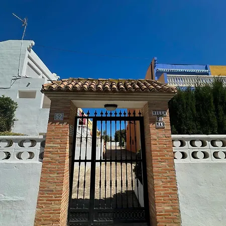 Casa Con Barbacoa En Urbanizacion Privada-3