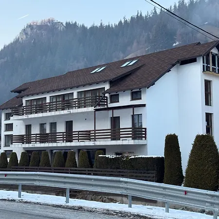 House Of River-3