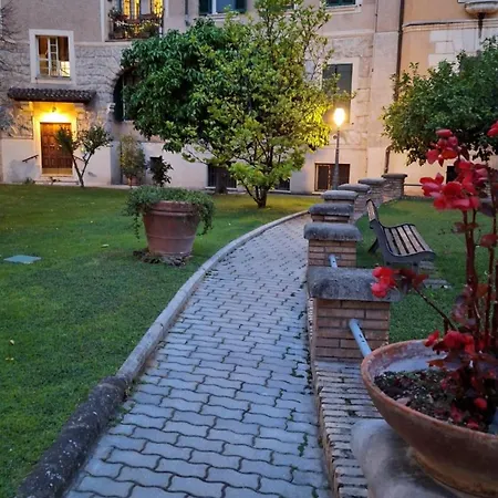 Wonderful Garden At Colosseo-2