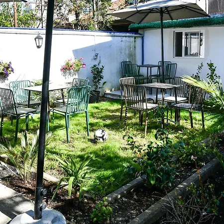 Hostel 2Vb-2