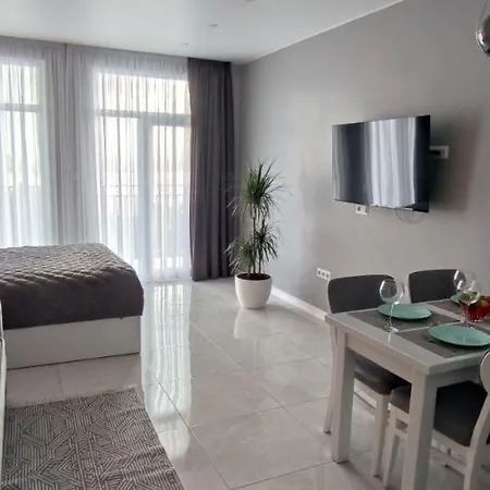 Four Seasons Sea View Luxury Apartment-3