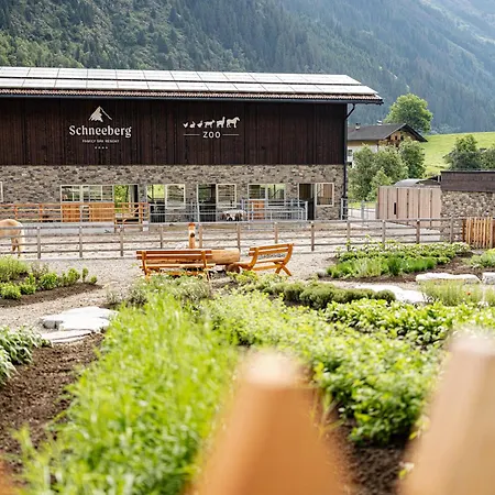 Hotel Schneeberg Family Resort&SPA-3