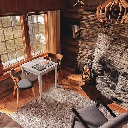 Pikkukelo Levi - Doorstep Ski Bus - Sauna - Traditional Log Cabin-3