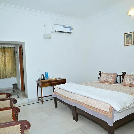 Idar Haveli-2
