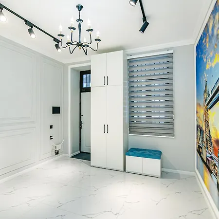 Sahil Skyline Suite Apartment By Baku Housing-3