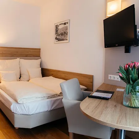Hotel Perkeo-3