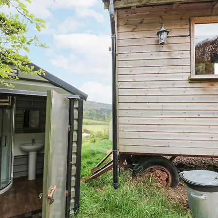 Shepherd'S Hut-2