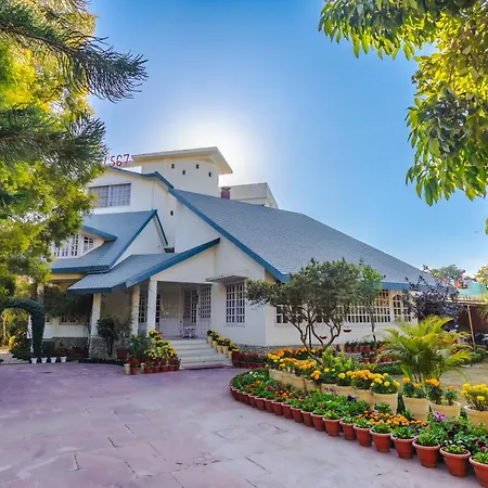 Boutique Villa W Bonfire & Bbq, Mussoorie Foothills-2
