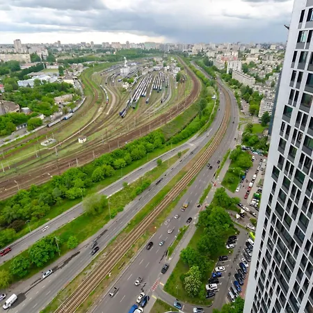 33-414 Manhattan, Beresteiskyi 11, Kyiv, Politekh Metro Nearby, Fantastic City View, 15 Kw Backup Power, Petrovdom Apartment-3