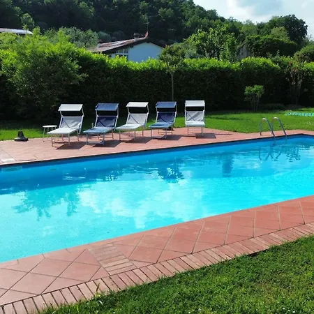 Villa Paradiso 4 Rooms 4 Baths By Bookinggardalake-3