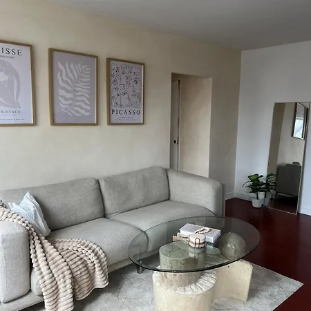 Cozy Bohemian Apartment-3