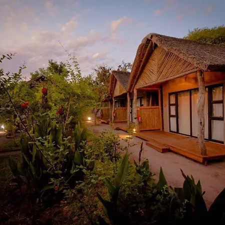 African Excursions Guest Lodge-3