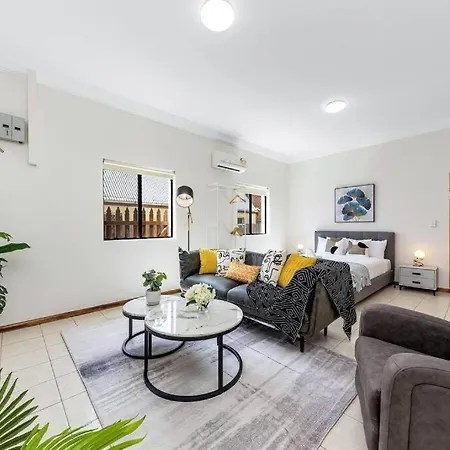 Cheerful Two Bedroom House-3