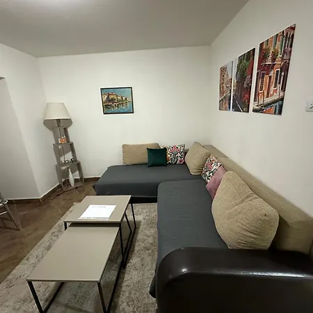 Podgorica City Center Apartment-3
