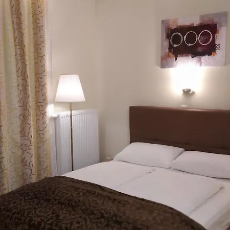 Pension Am Dom-3