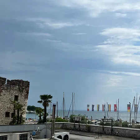 Hotel Alla Riviera Lake View-2