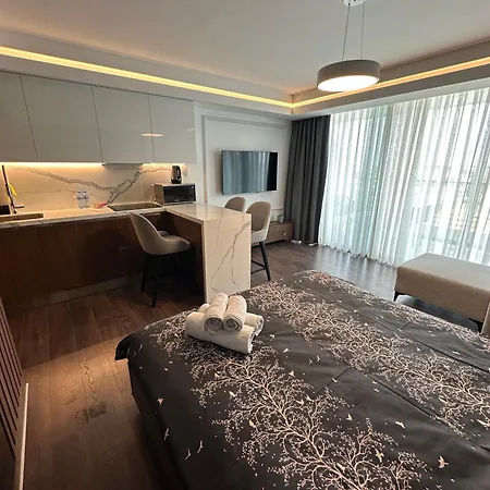 Studio Grand Sapphire Resort-2
