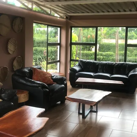 1 Bed Apartment In Mount Pleasant Heights - 2014-3