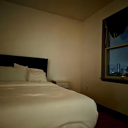 Cozy City Nest-2