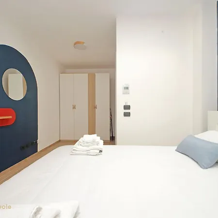 Color House, Roof Garden & Parking-3