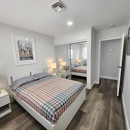 Stylish 4Br Oasis - Luxe Backyard Bbq-3