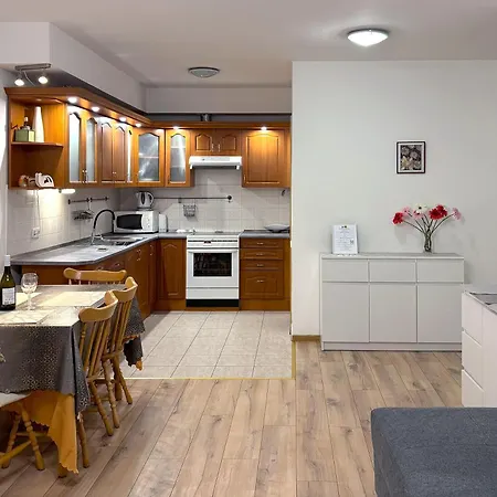 Stay Calm Premium Budapest Apartment, Terrace&Garage-2