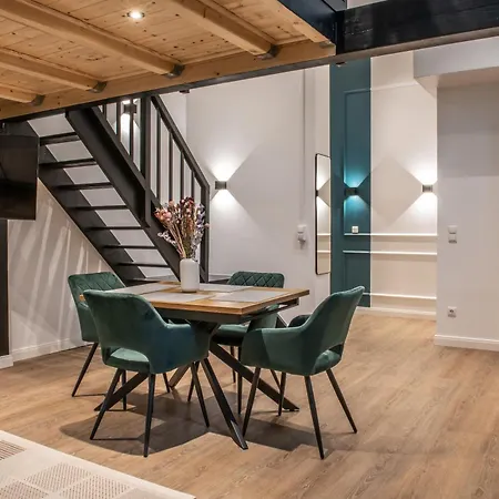 Oran Apartment 4-3