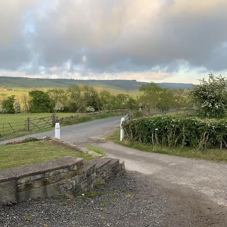 Brambly Cottage-3