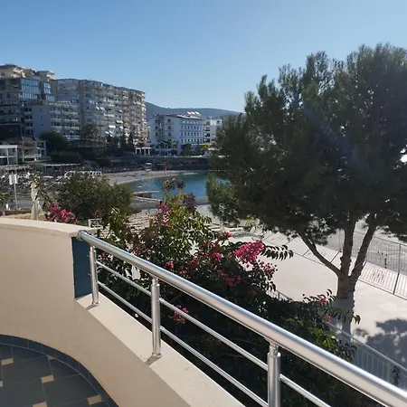 Elcon Seaside Apartment-2