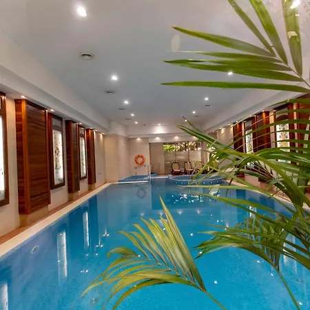 Lion'S Garden Hotel-2