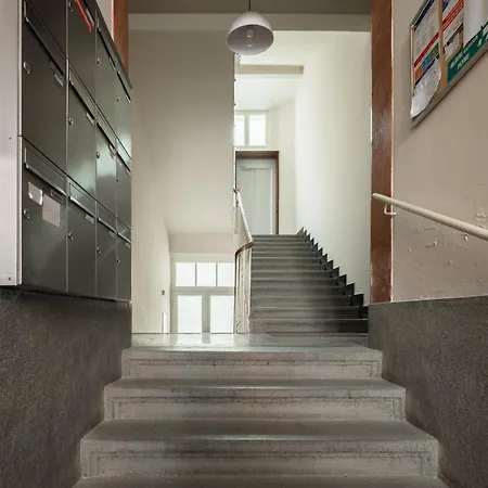 Airstay Prague : Deluxe Apartment Old Town-2