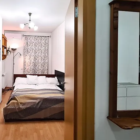 Stay Calm Premium Budapest Apartment, Terrace&Garage-3