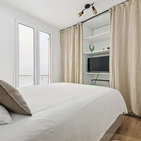 Apartment In Paris 2Eme-2