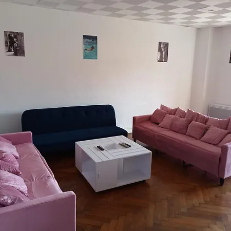 Appartement 2 Chambres A Cannes Entierement Renove-2