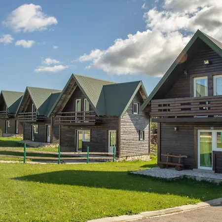Sunny Village - Wild Goat Apartments-2