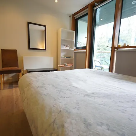Sandyford Beacon Luas Rooms-2