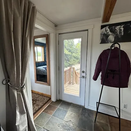 Cabin With Fields Of Dreams-2